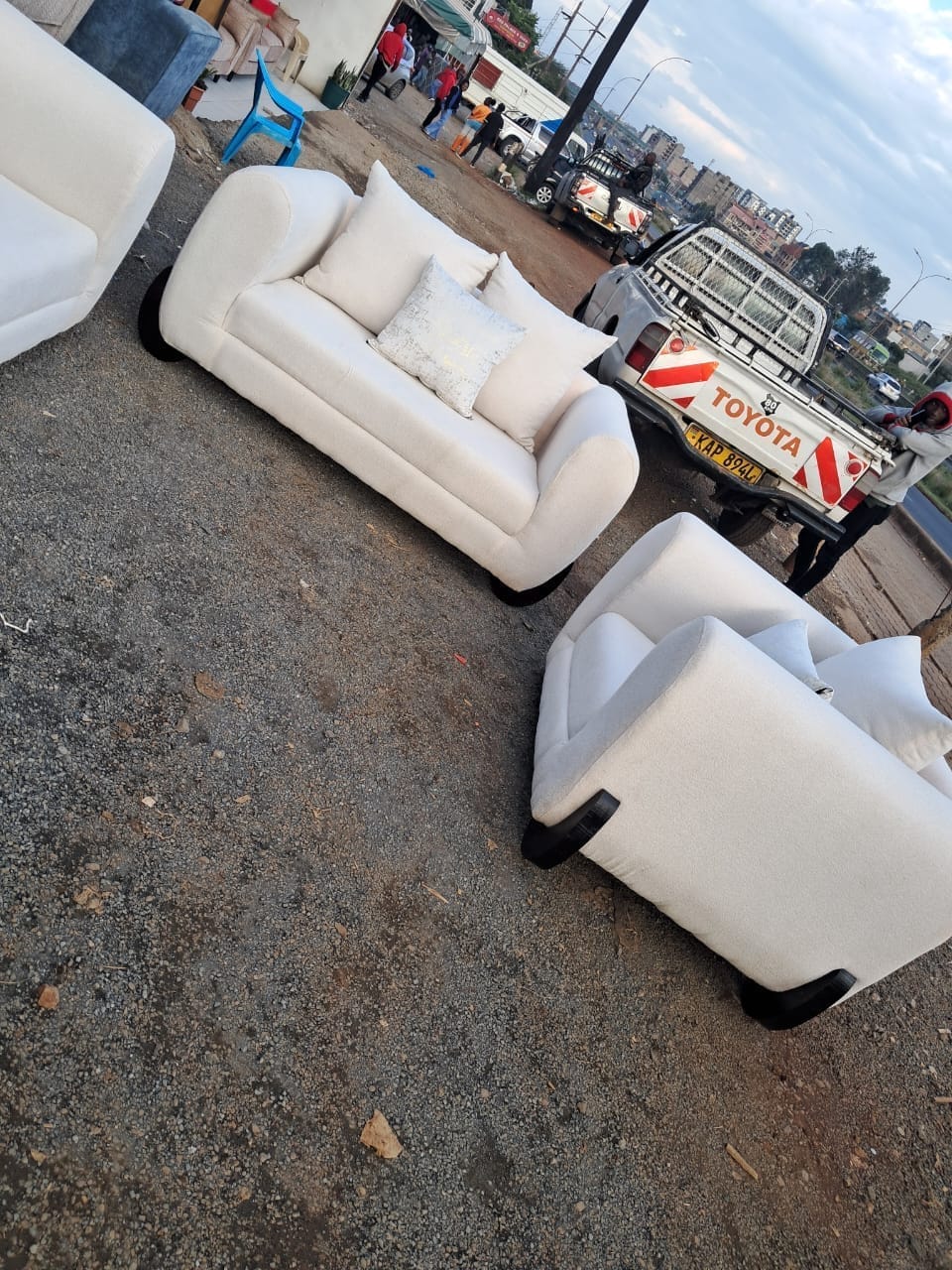 Amani Crescent Sofa Set
